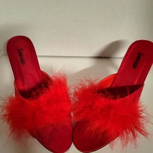 Fredricks of Hollywood Marabou Slippers 🥰❤ size 9 Red